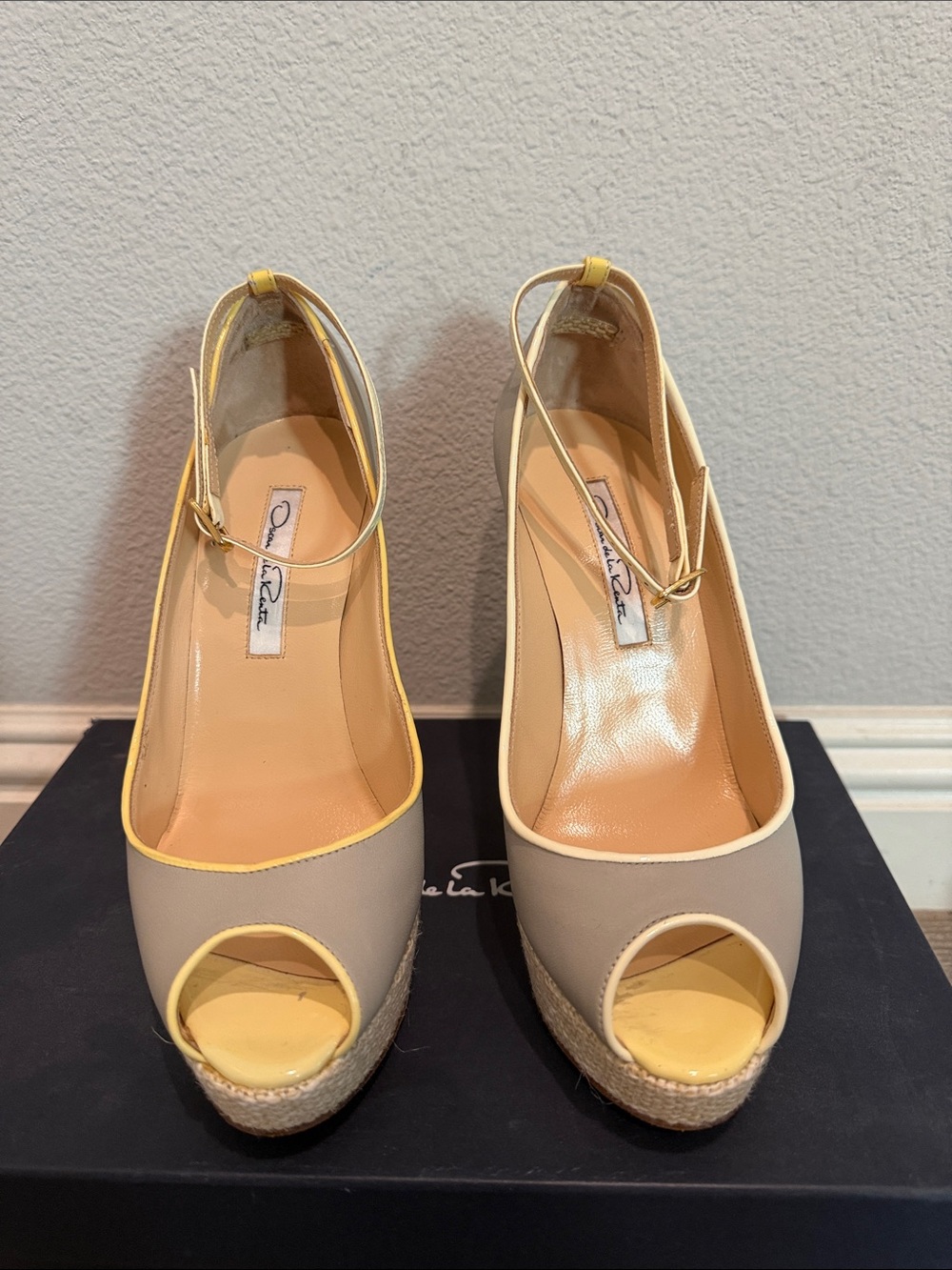 Oscar de la Renta Beige and Yellow Espadrille Wedge Sandals